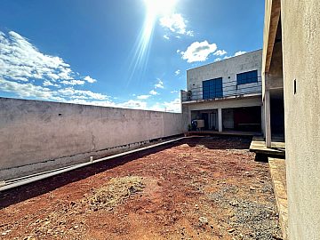 Sobrado - Venda - Resd. Frang�o - Ibipor� - PR