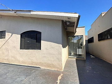 Casa - Aluguel - Angelo Maggi - Ibipor� - PR