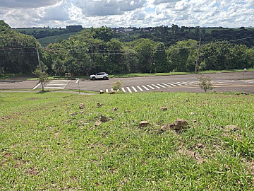 Terreno no Royal Boulevard